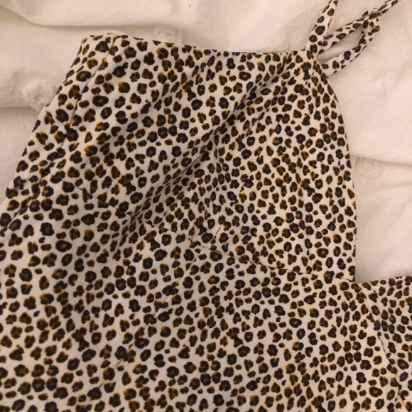 Cheetah Bodycon Dress - Picture 3 of 5